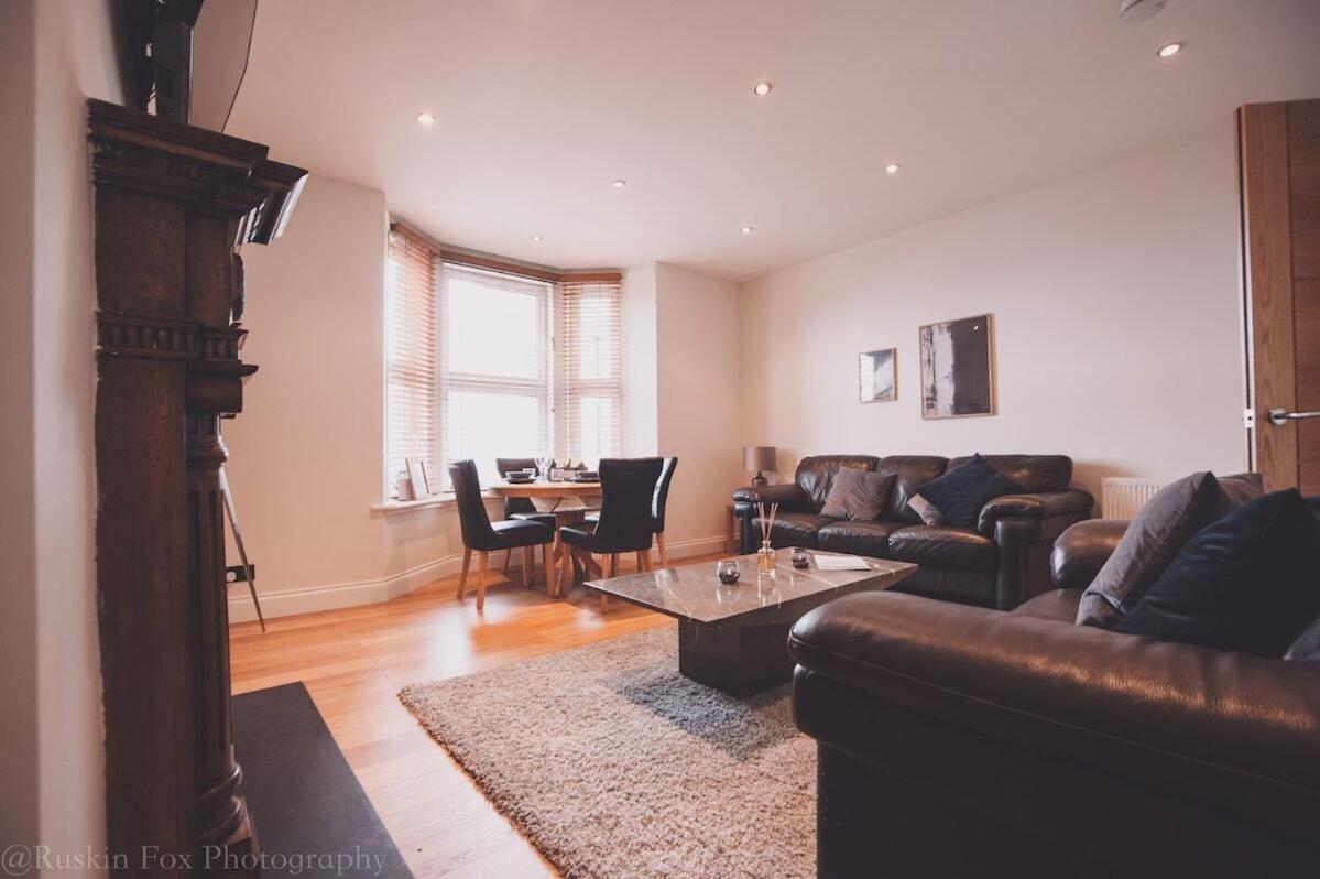Impressive 3 Bedroom Aberdeen Exteriör bild